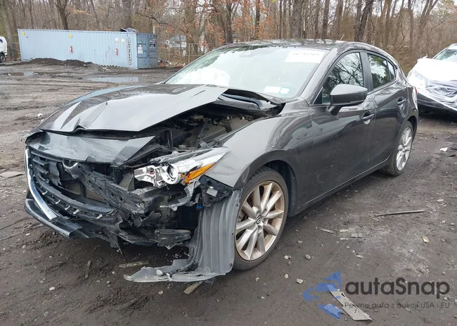 3MZBN1L7XHM135792: 41732569