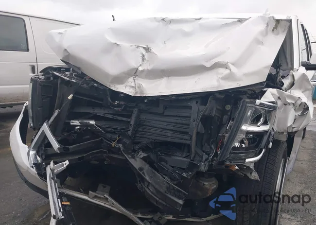 1GNSKBKC7JR351112: 41732631