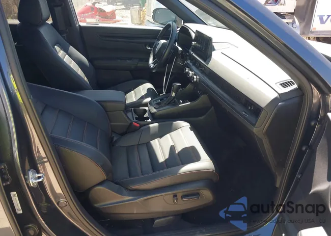 5J6RS5H84RL005359: 41732676