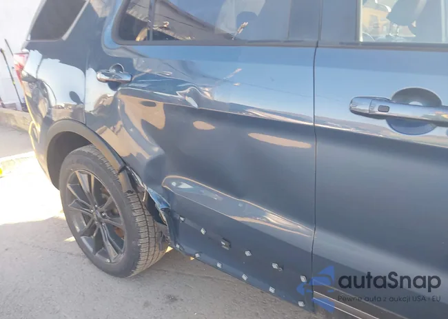 1FM5K8D8XKGA27209: 41733324