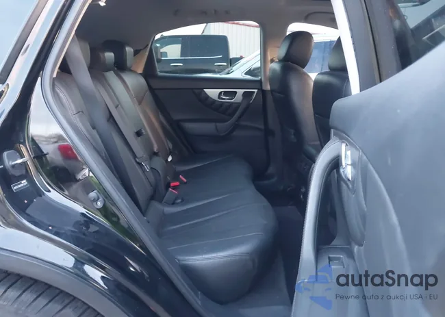 JN8CS1MUXEM452097: 41734704