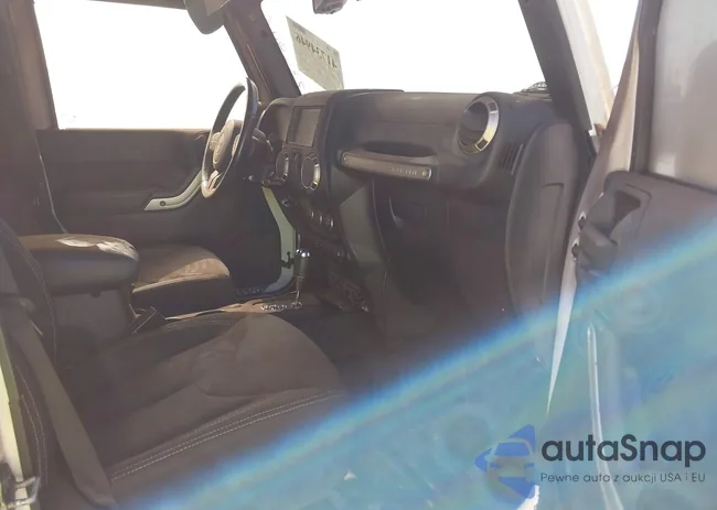 1C4HJWEG5GL227346: 41734946