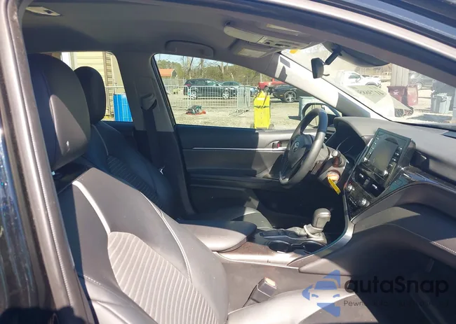 4T1G11AK4NU040899: 41736850