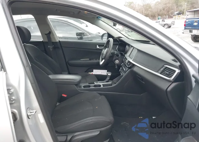 5XXGT4L38KG282053: 41737739