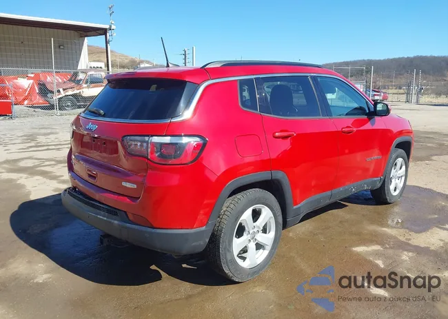 3C4NJDBB0JT331884: 41737944