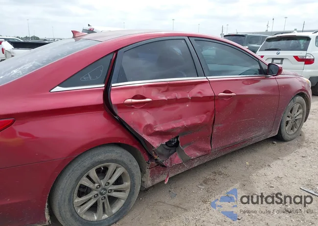 5NPEB4AC4DH715565: 41737310