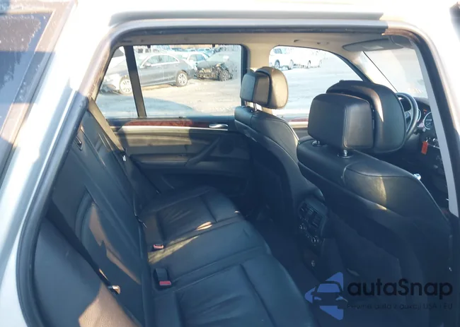 5UXFE435X8L006987: 41738920