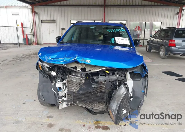 3C4NJDBB1NT165106: 41738922