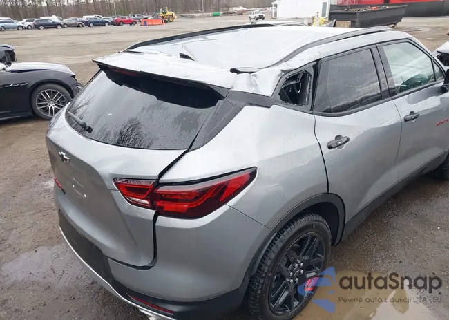 3GNKBJR49RS180008: 41739457