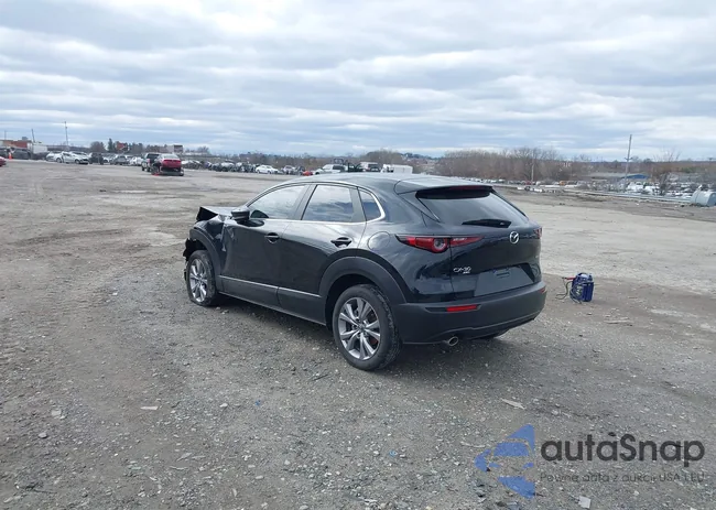 3MVDMBBMXPM516728: 41739718