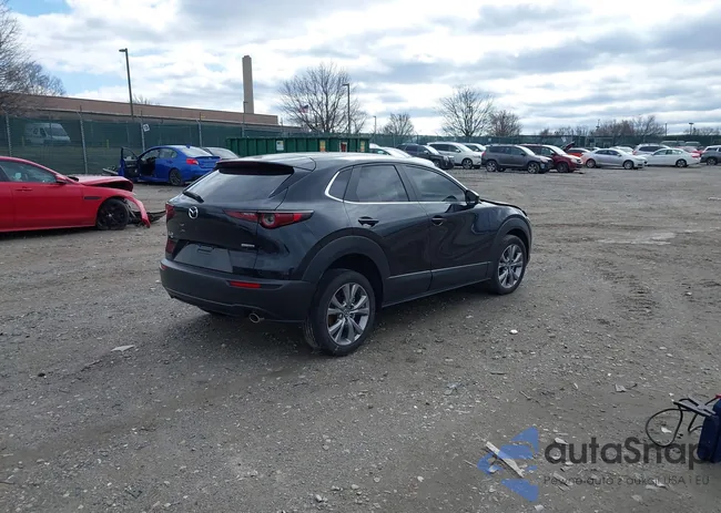 3MVDMBBMXPM516728: 41739718