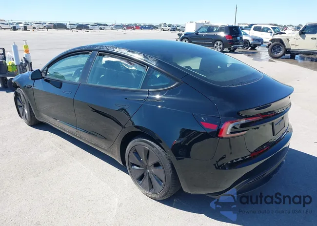 5YJ3E1EA3RF772237: 41739840