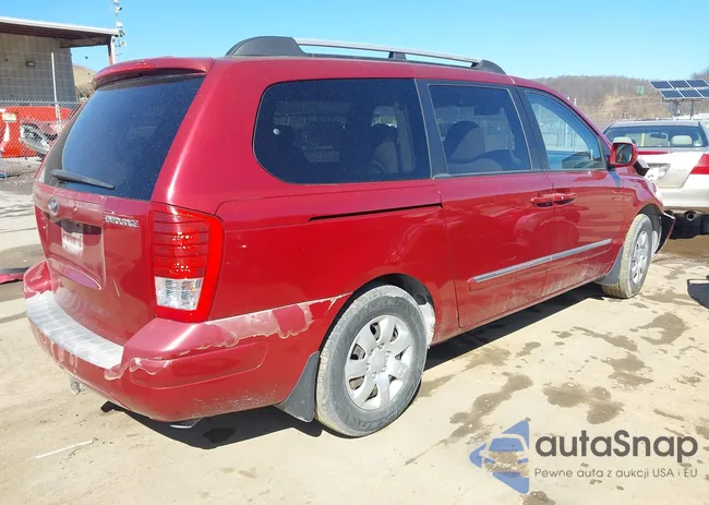 KNDMC233876011118: 41739406