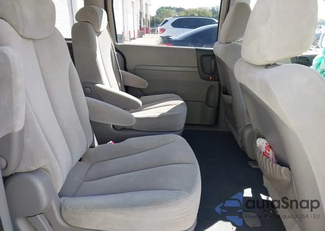 KNDMB233586221213: 41740552