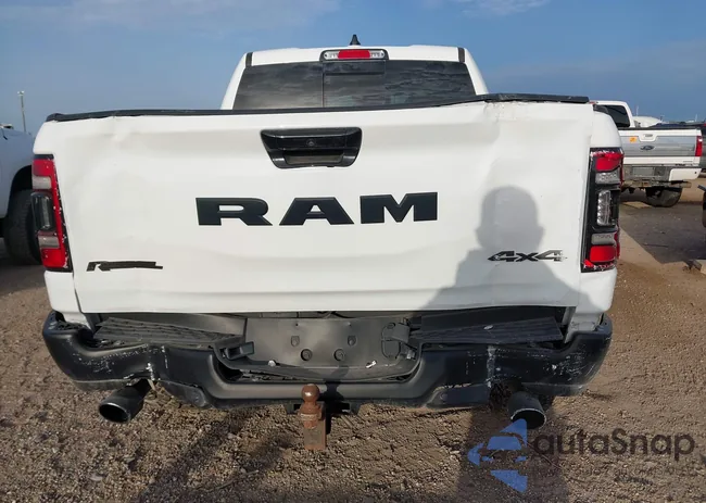 1C6SRFLT1RN166512: 41740915