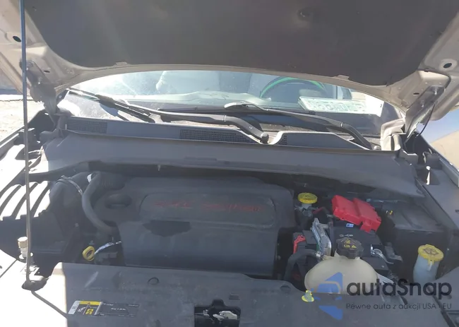 3C4NJDBB4KT786870: 41740323