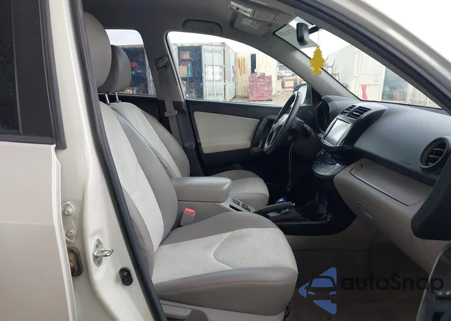 2T3YL4DV4EW003090: 41741155