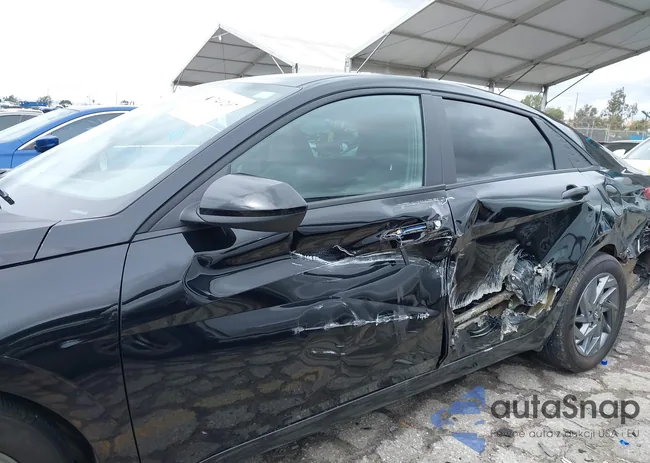 KMHLM4DG3RU657781: 41741207