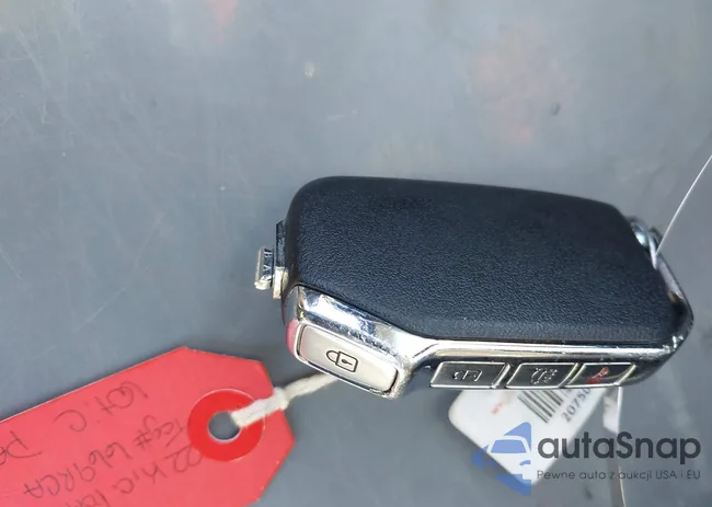 3KPF24AD5NE481925: 41742592