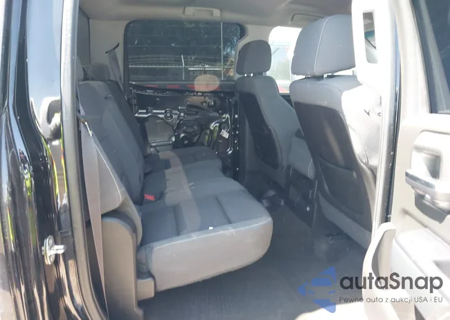 3GCUKREC6FG366696: 41742752