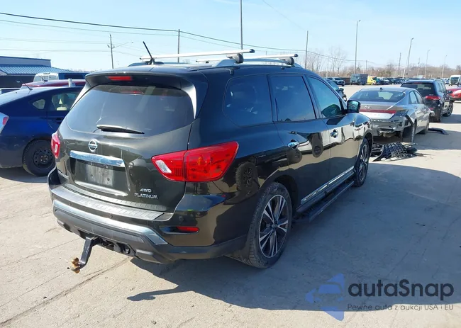 5N1DR2MM2HC624002: 41742762