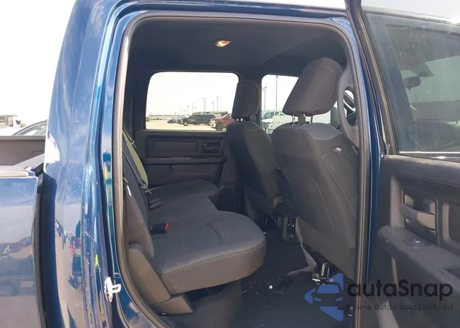 3C6UR5CL5RG238601: 41743274