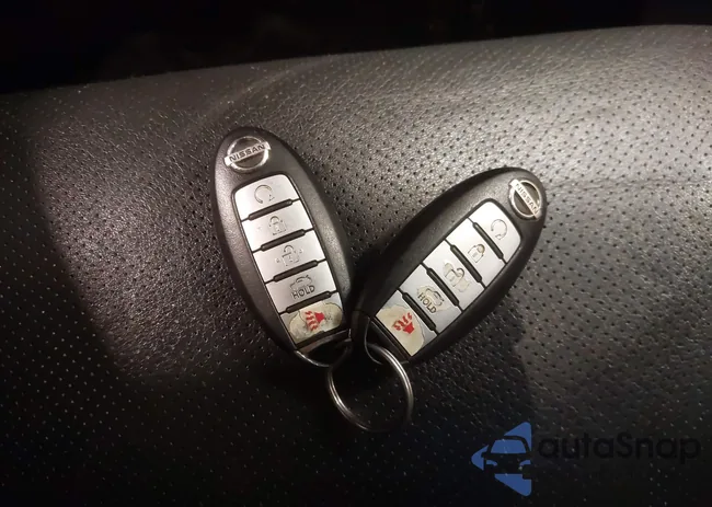 1N4AL3AP8DN420421: 41744108