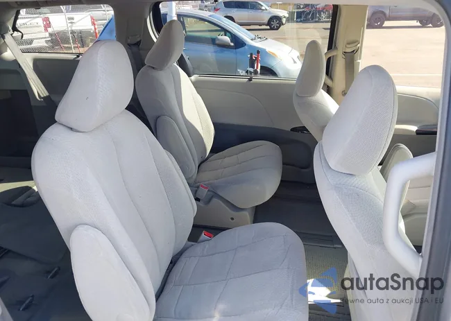 5TDKK3DC2BS161488: 41744193