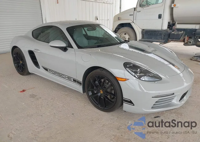 WP0AA2A83RK255017: 41745890