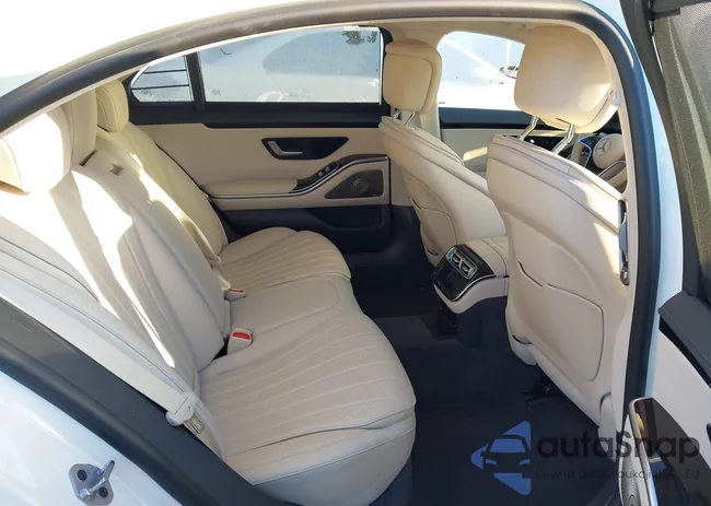 W1K6G6DBXNA091158: 41746162