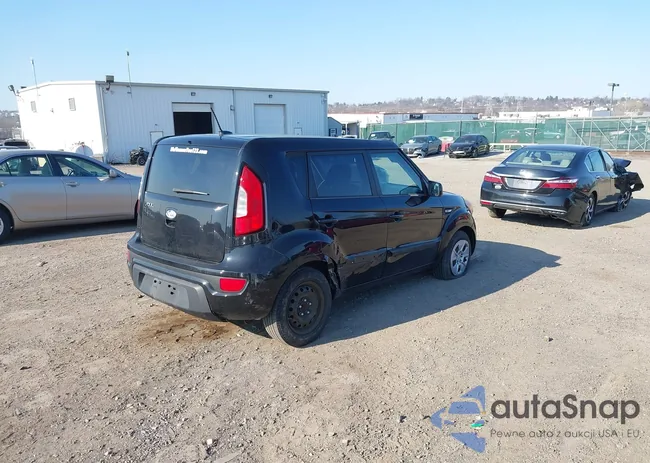 KNDJT2A56C7741007: 41747854