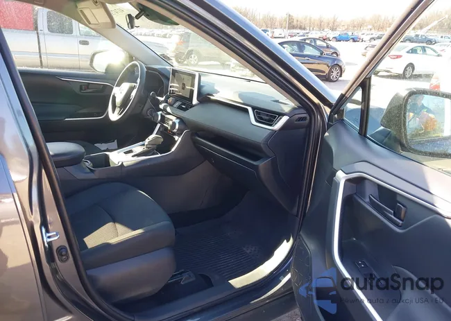 2T3G1RFV0SC496713: 41747334