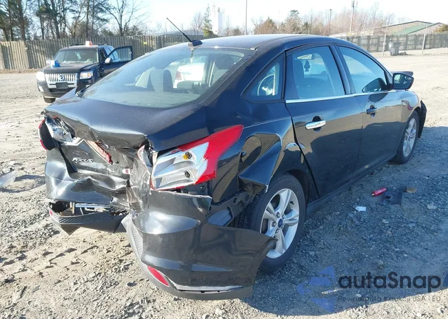 1FADP3E25EL221467: 41748294