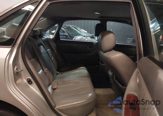 4T1BF28B42U212450: 41749143