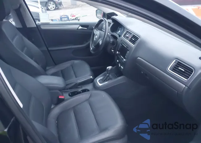 3VWLL7AJ4DM248448: 41749189