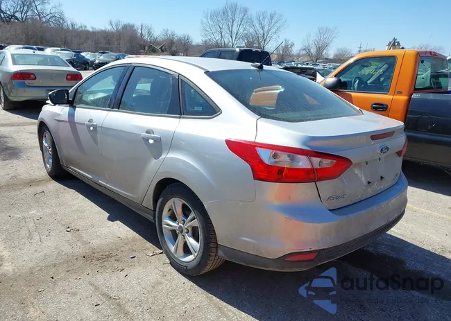 1FADP3F24EL239148: 41749252