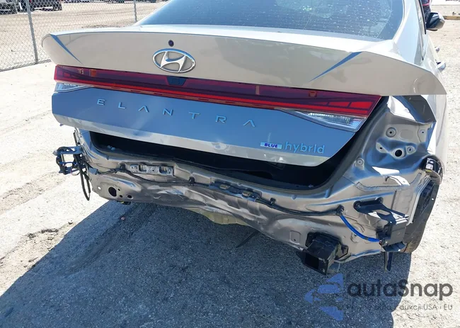 KMHLM4AJ4PU083057: 41750981