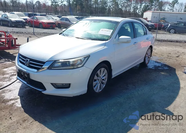 1HGCR2F85DA118736: 41751872