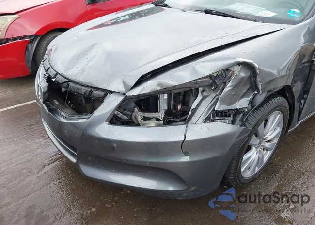 1HGCP2F88BA016592: 41751237