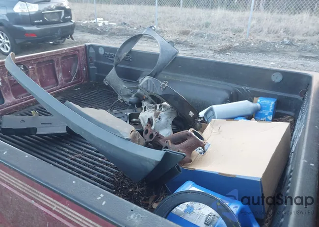 JM2UF1135N0307939: 41752521