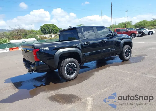 3TYLB5JN9RT024276: 41752080