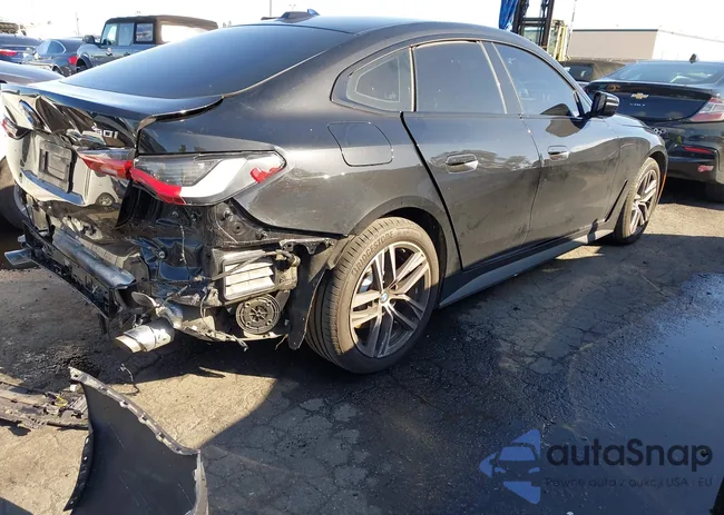 WBA63AV01NFM38933: 41753666