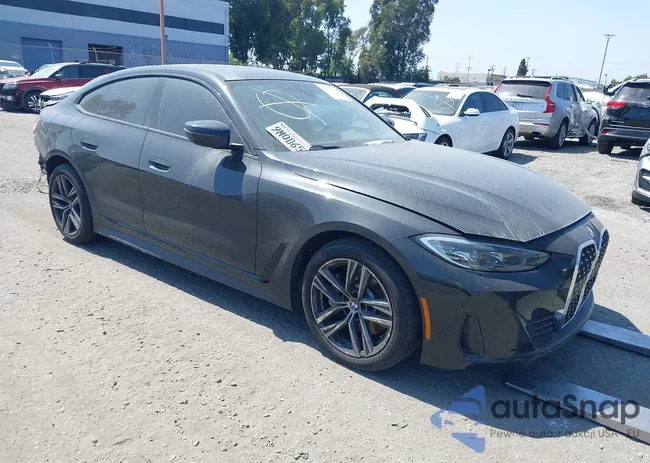 WBA63AV01NFM38933: 41753666