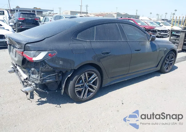 WBA63AV01NFM38933: 41753666