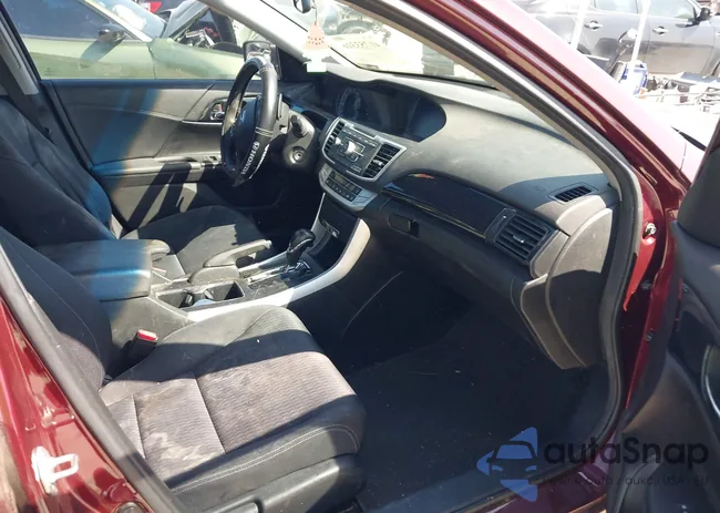 1HGCR2F51DA074630: 41753316