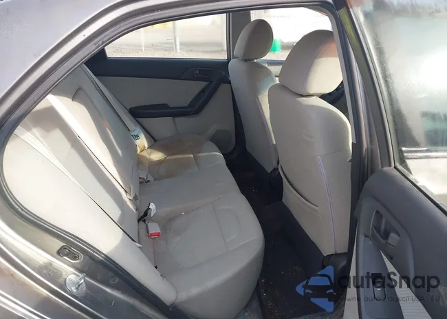 KNAFU4A21A5187563: 41755674