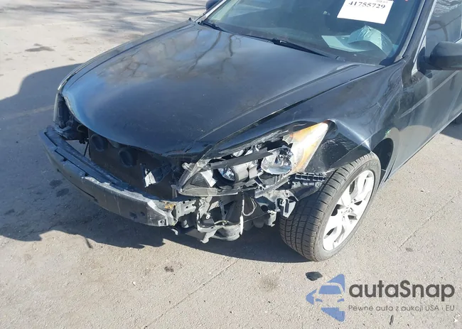 1HGCP2F75AA100133: 41755729