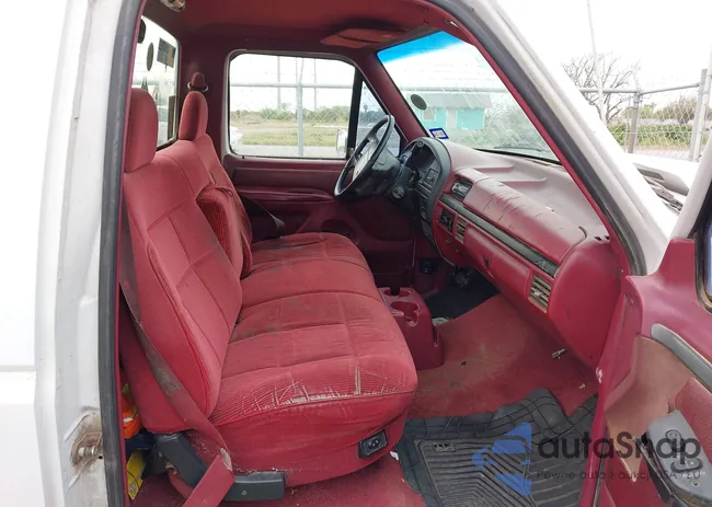 1FTCF15YXSNB31068: 41756643