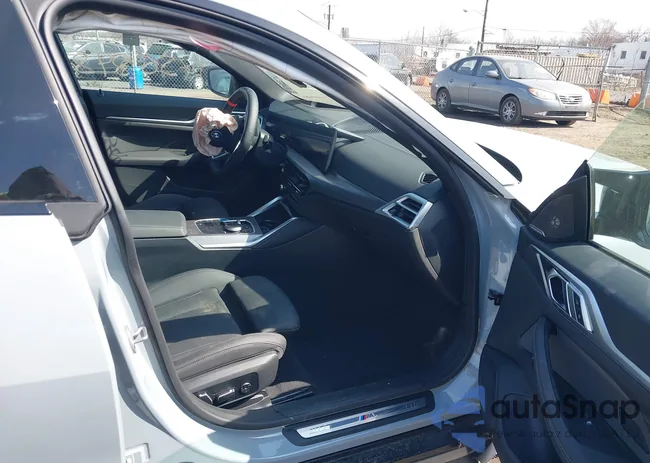 WBY33HD03SFT93004: 41756898