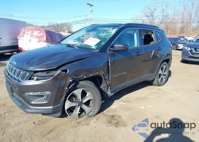 3C4NJDBBXJT326322: 41757452